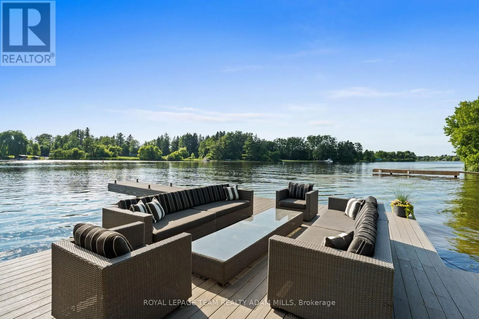 2330 SUMMERSIDE DRIVE