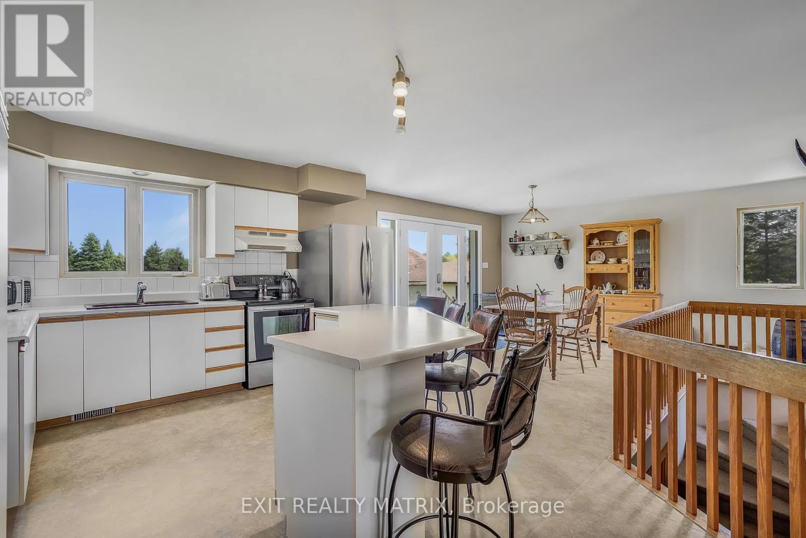 3245 PATTEE ROAD