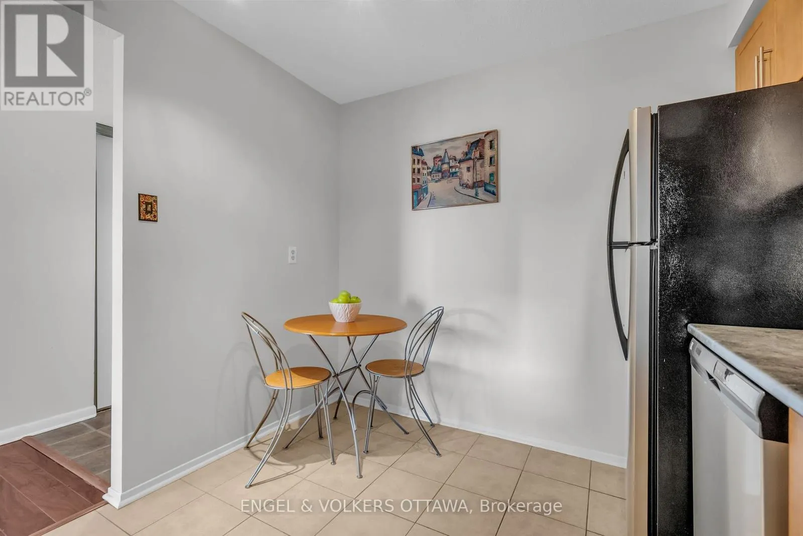 905 - 470 LAURIER AVENUE W