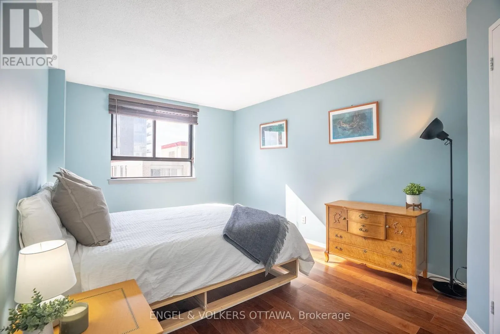 905 - 470 LAURIER AVENUE W