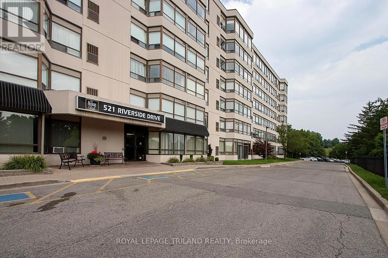 412 - 521 RIVERSIDE DRIVE, #412