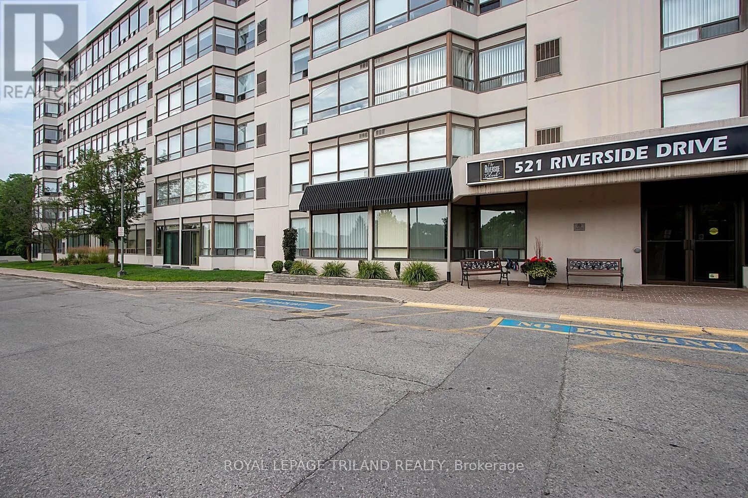 412 - 521 RIVERSIDE DRIVE, #412