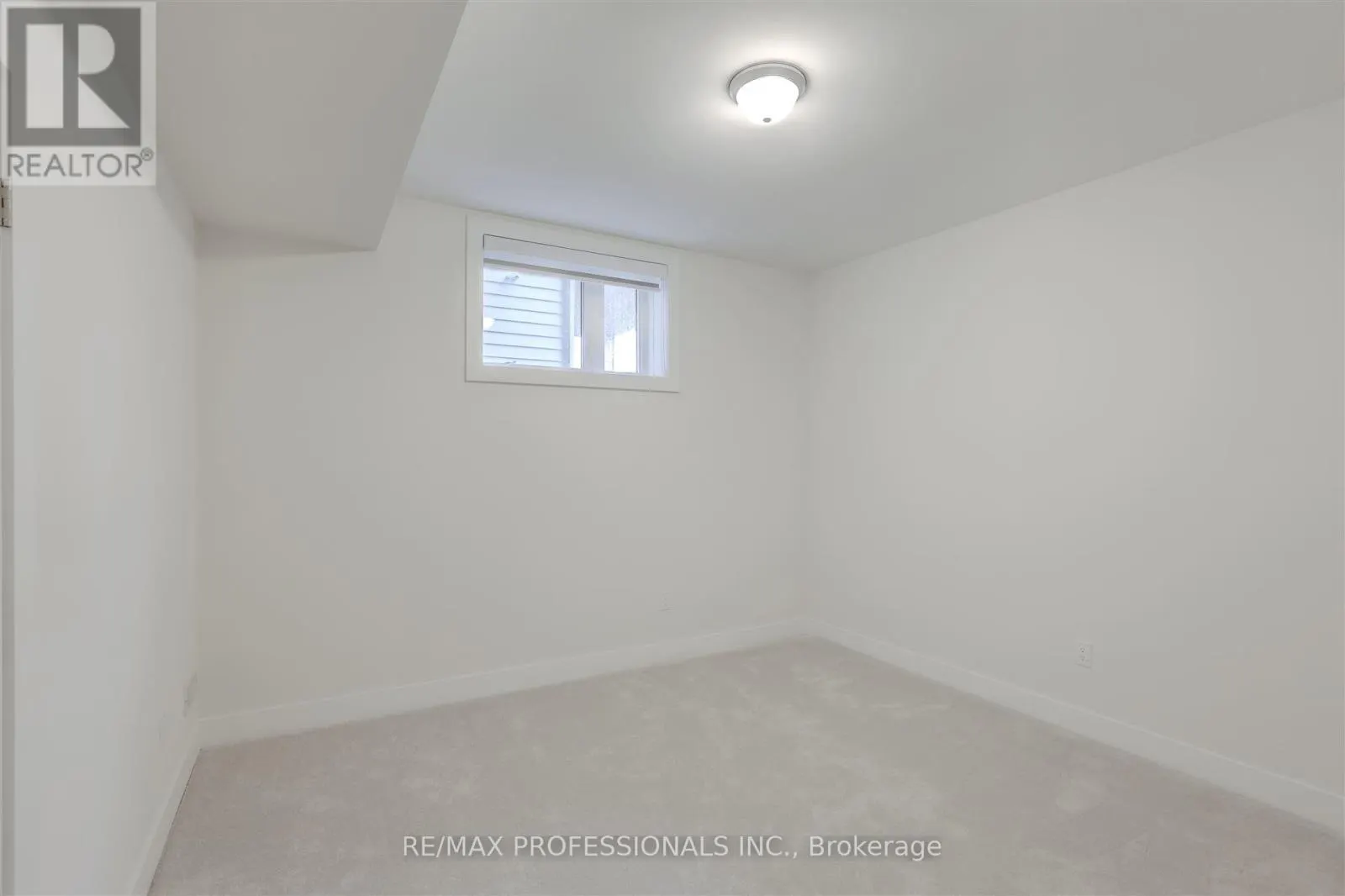 118 DOROTHY DRIVE