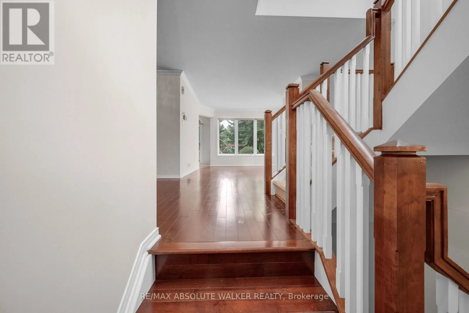 124 FORESTCREST STREET