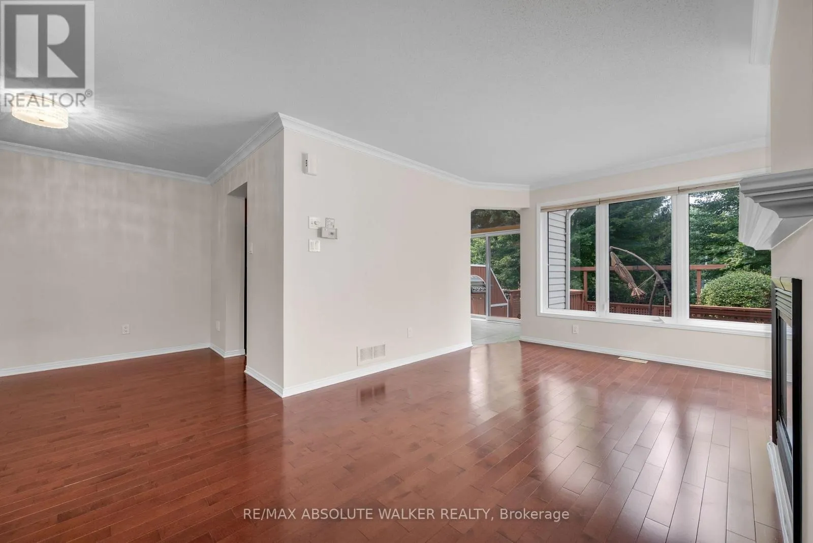 124 FORESTCREST STREET