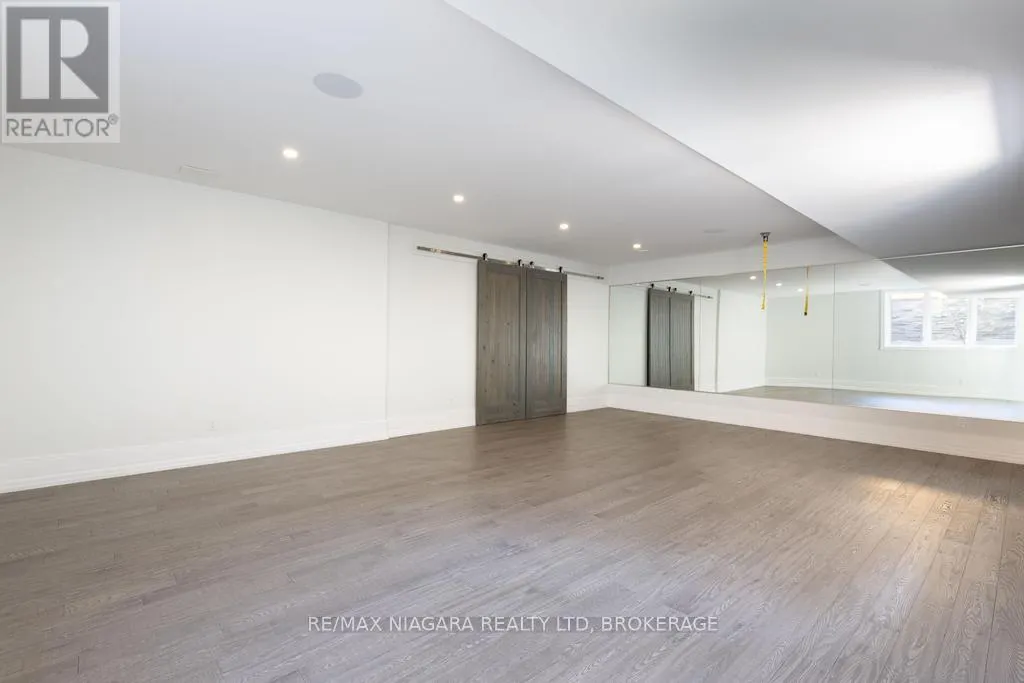 11 WOODBOURNE COURT