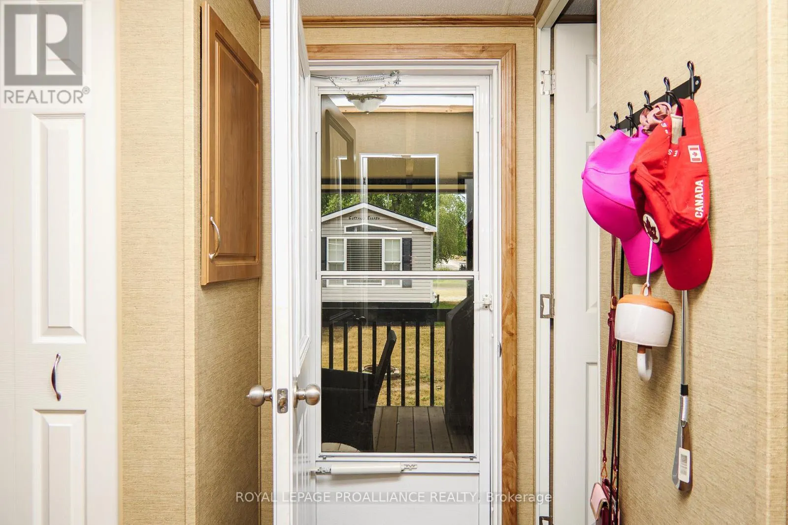 26 BEACH VIEW LANE - 486 COUNTY ROAD 18