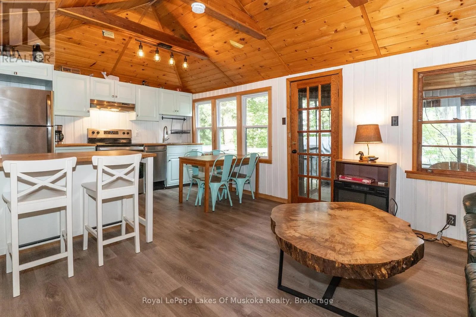 1072 LONG LAKE ROAD