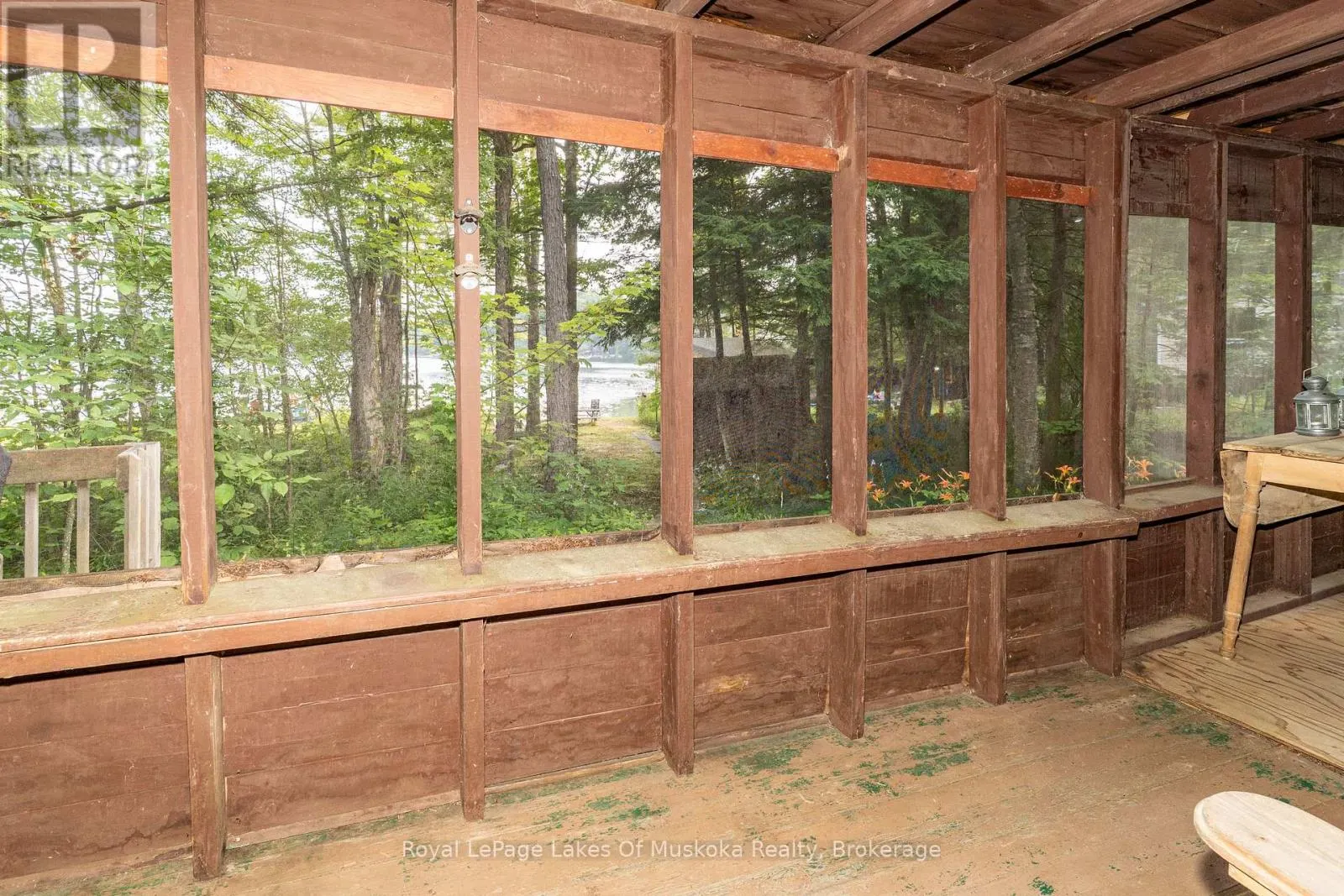 1072 LONG LAKE ROAD