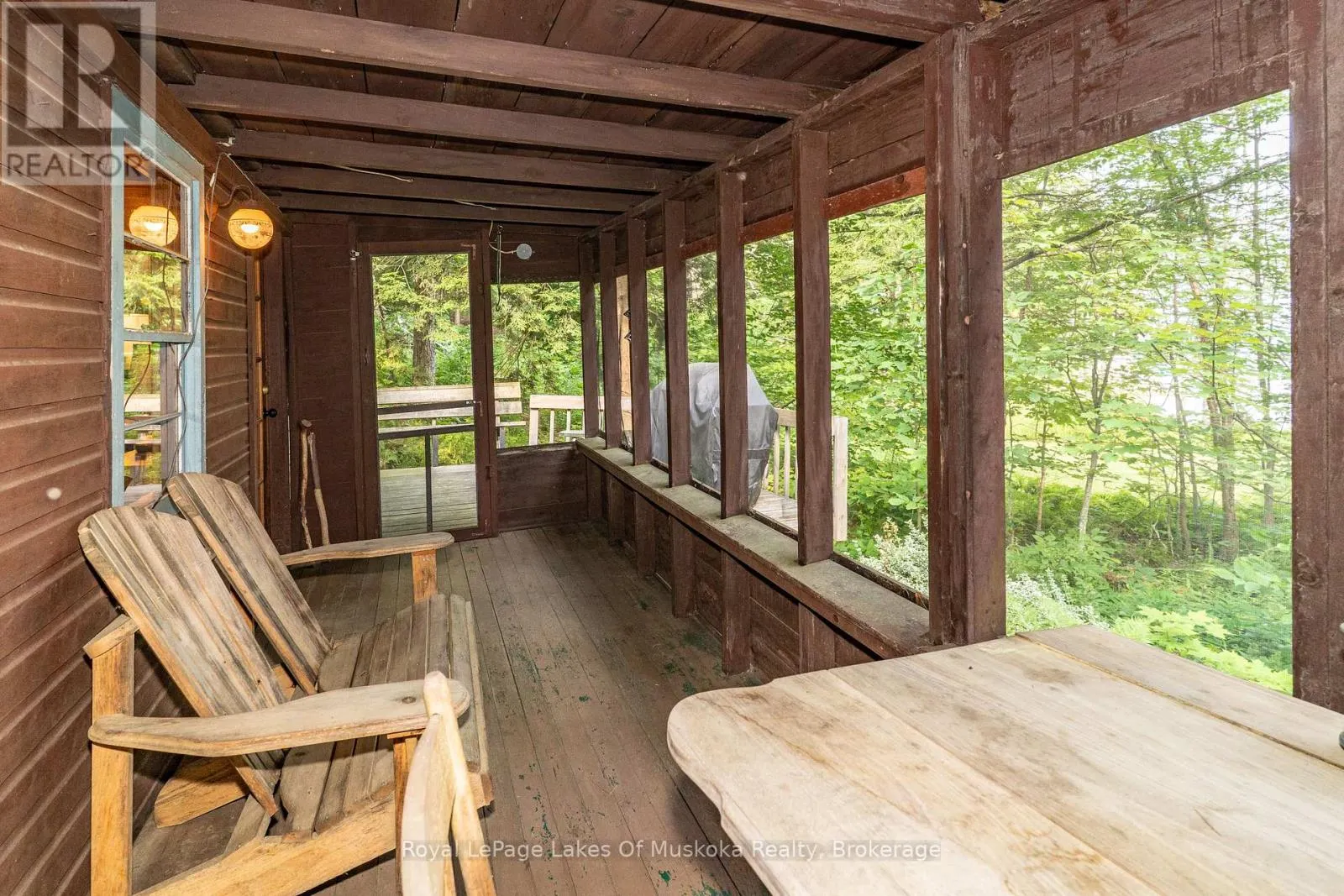1072 LONG LAKE ROAD