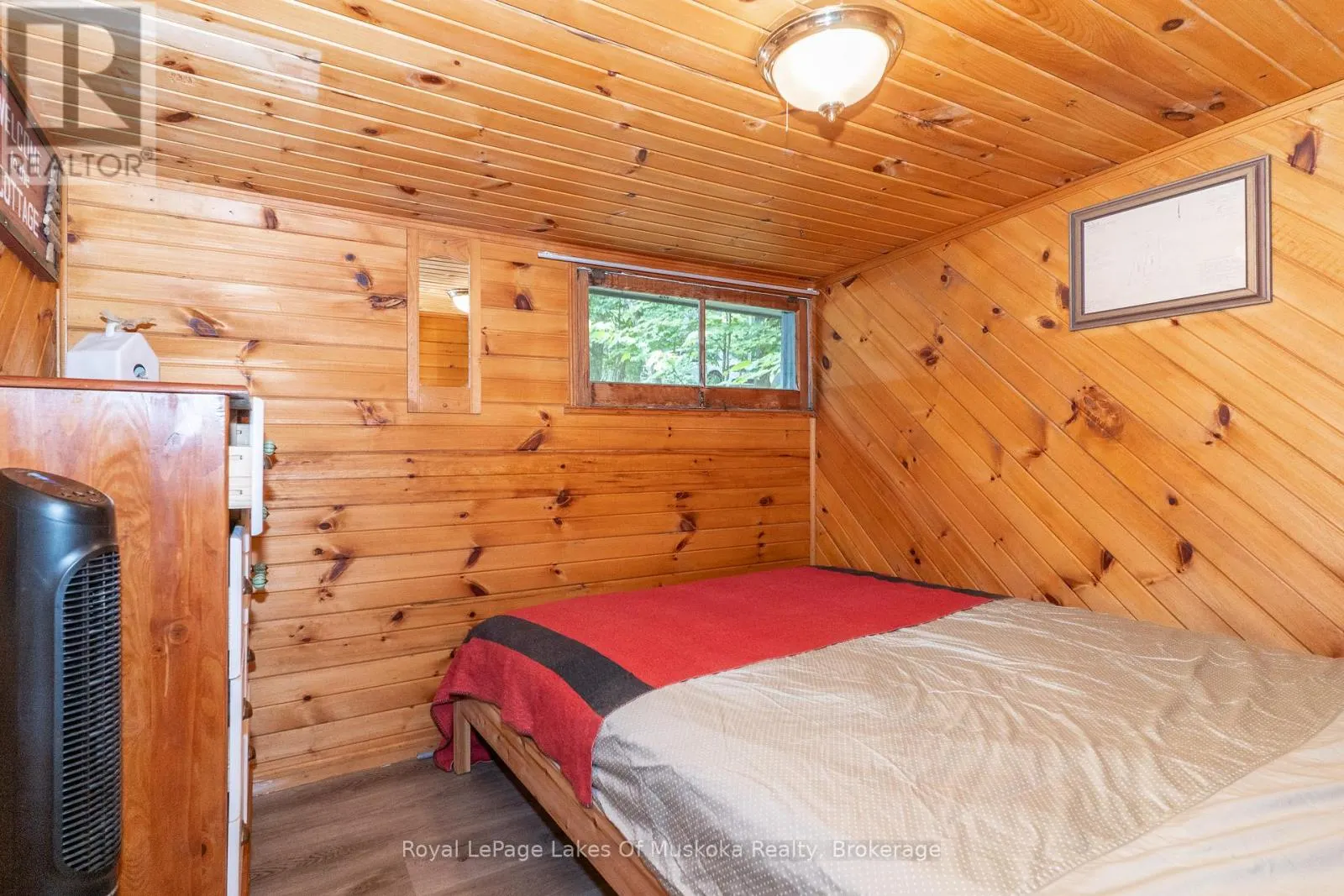 1072 LONG LAKE ROAD