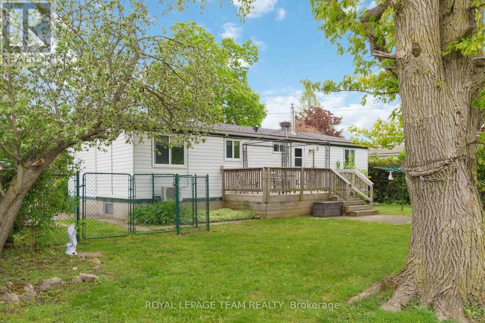 307 DODSON STREET