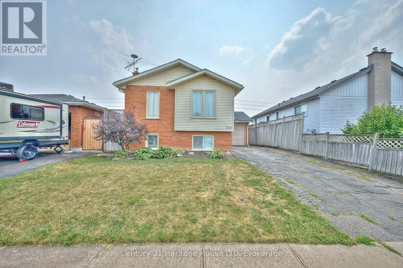 7724 DONLEE DRIVE