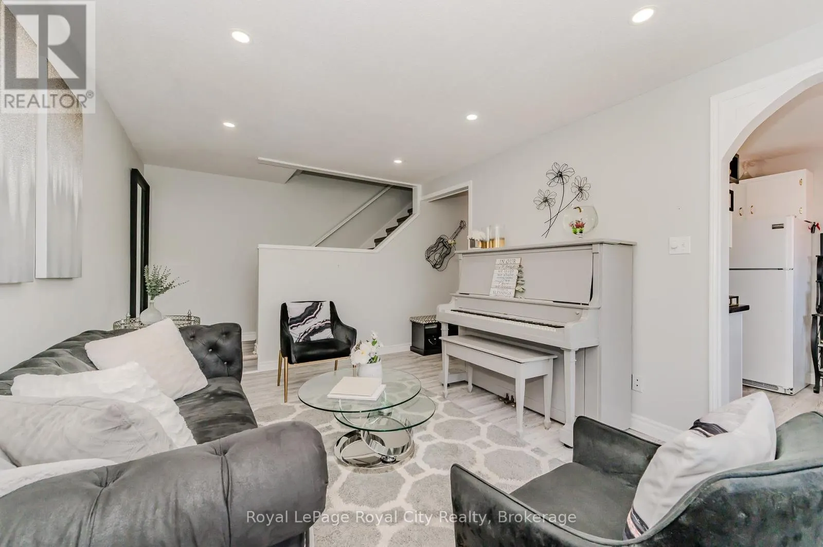 53 - 30D FLAMINGO DRIVE, #53