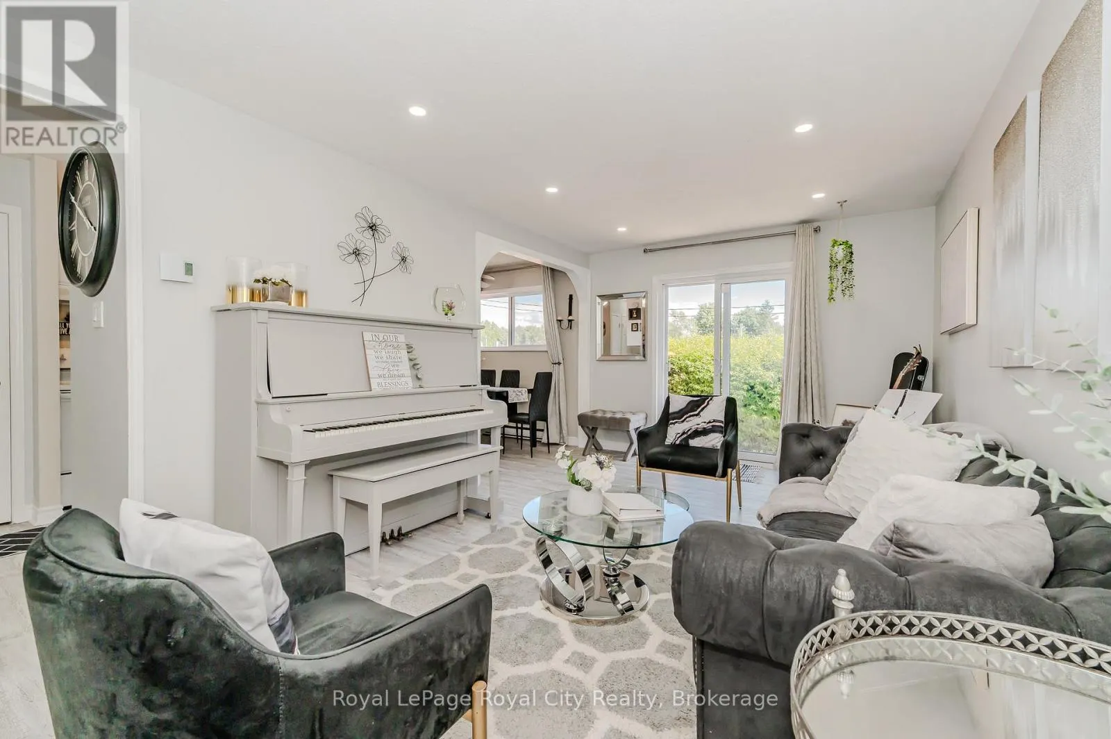 53 - 30D FLAMINGO DRIVE, #53