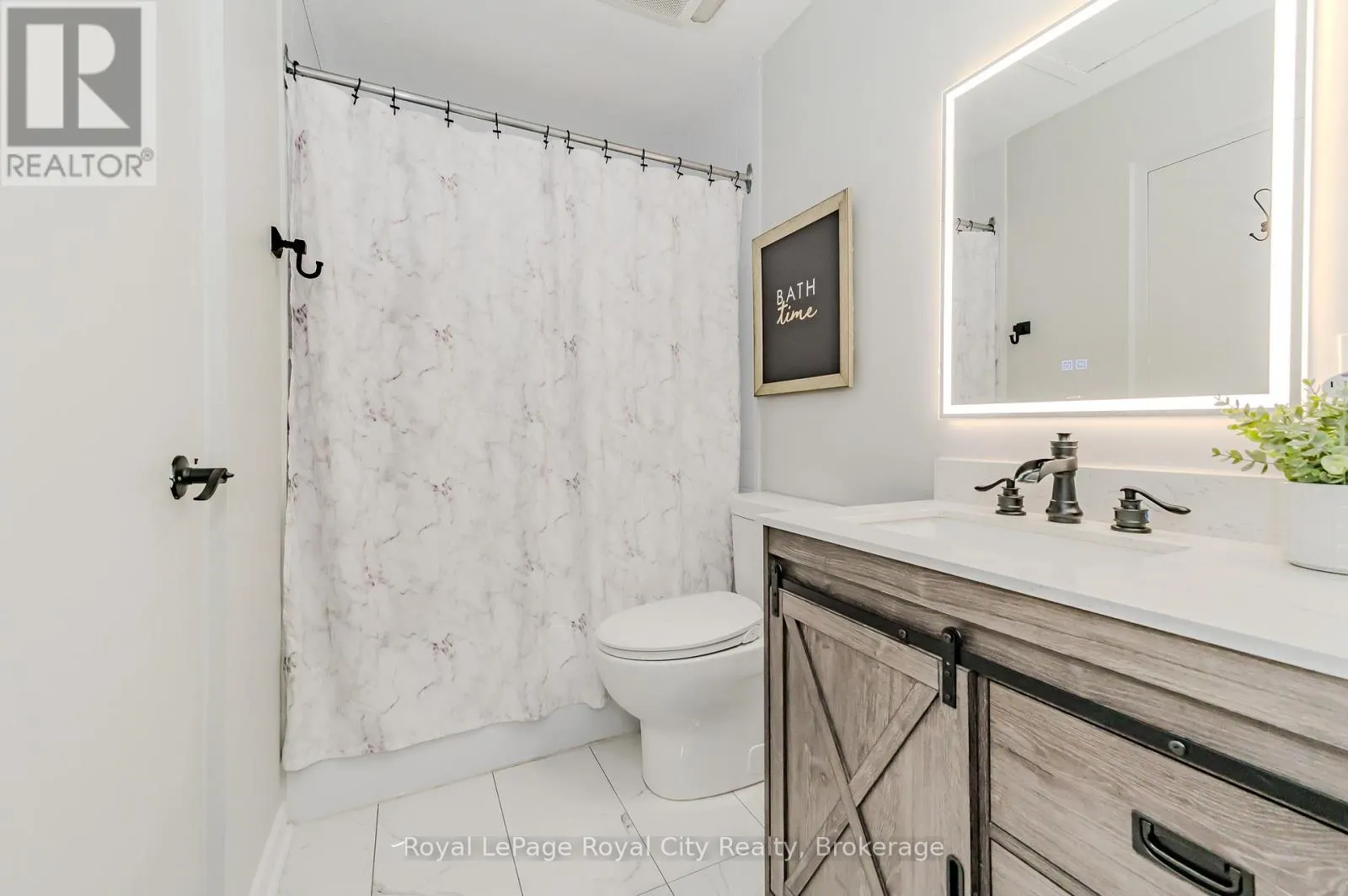 53 - 30D FLAMINGO DRIVE, #53
