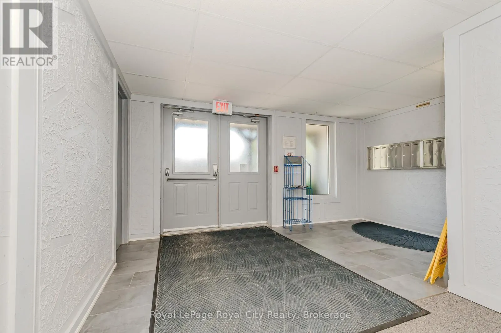 53 - 30D FLAMINGO DRIVE, #53