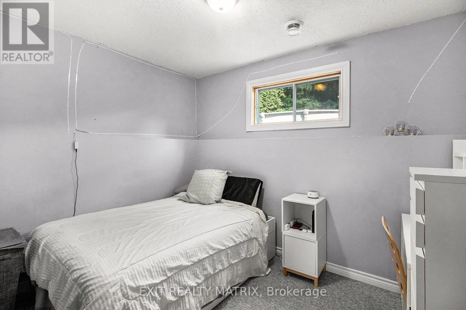 24 STE THERESE BOULEVARD