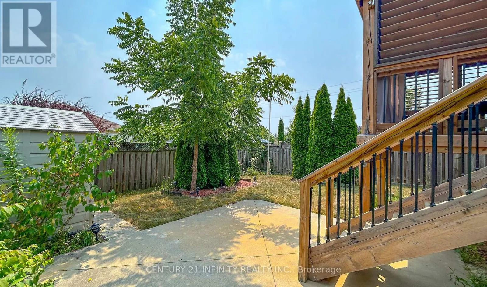 16 SNELL COURT