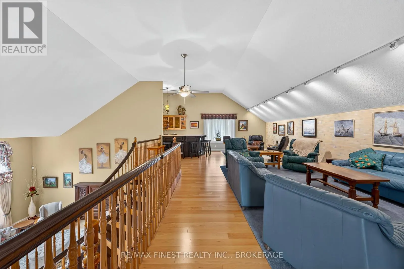4868 BATH ROAD