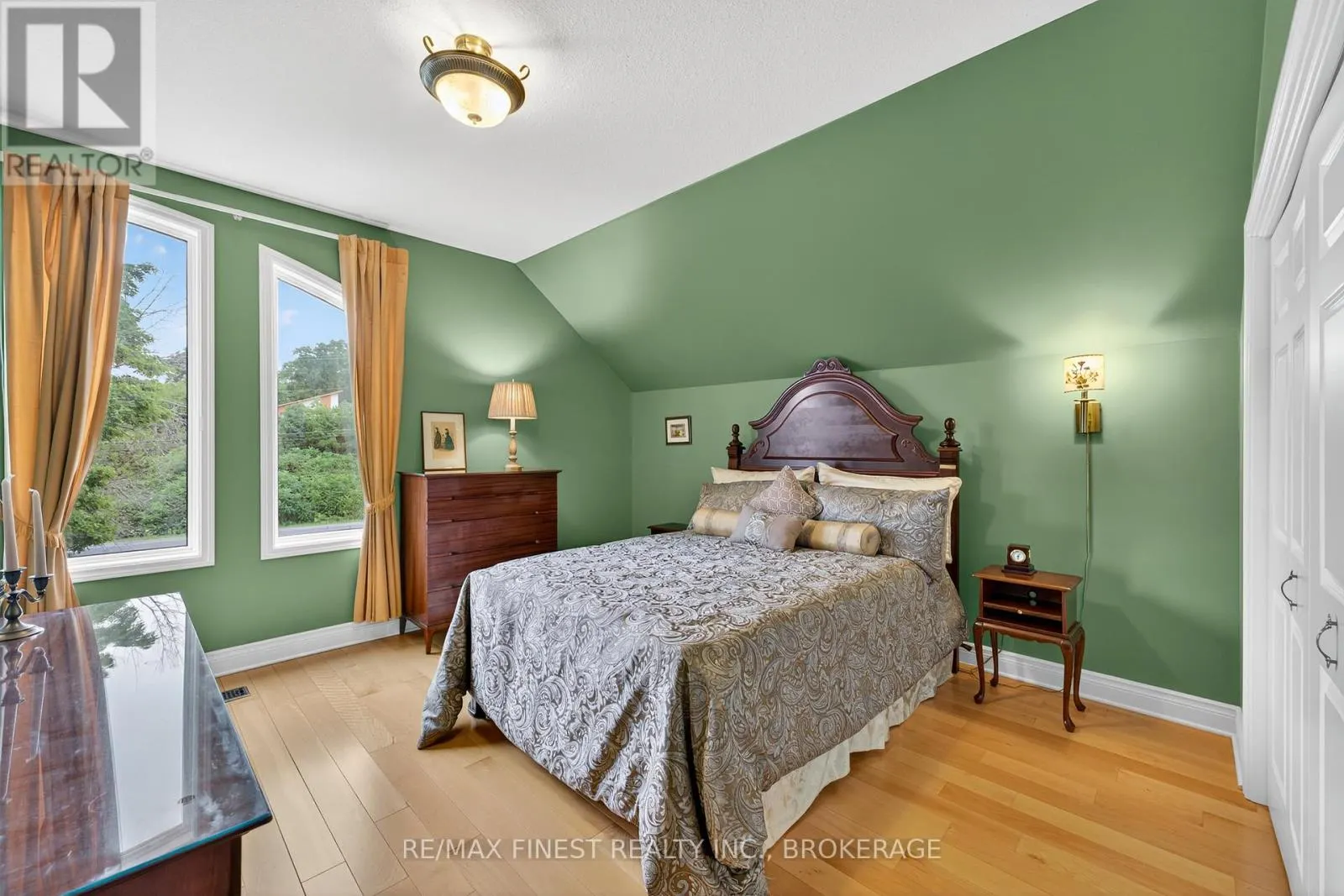 4868 BATH ROAD