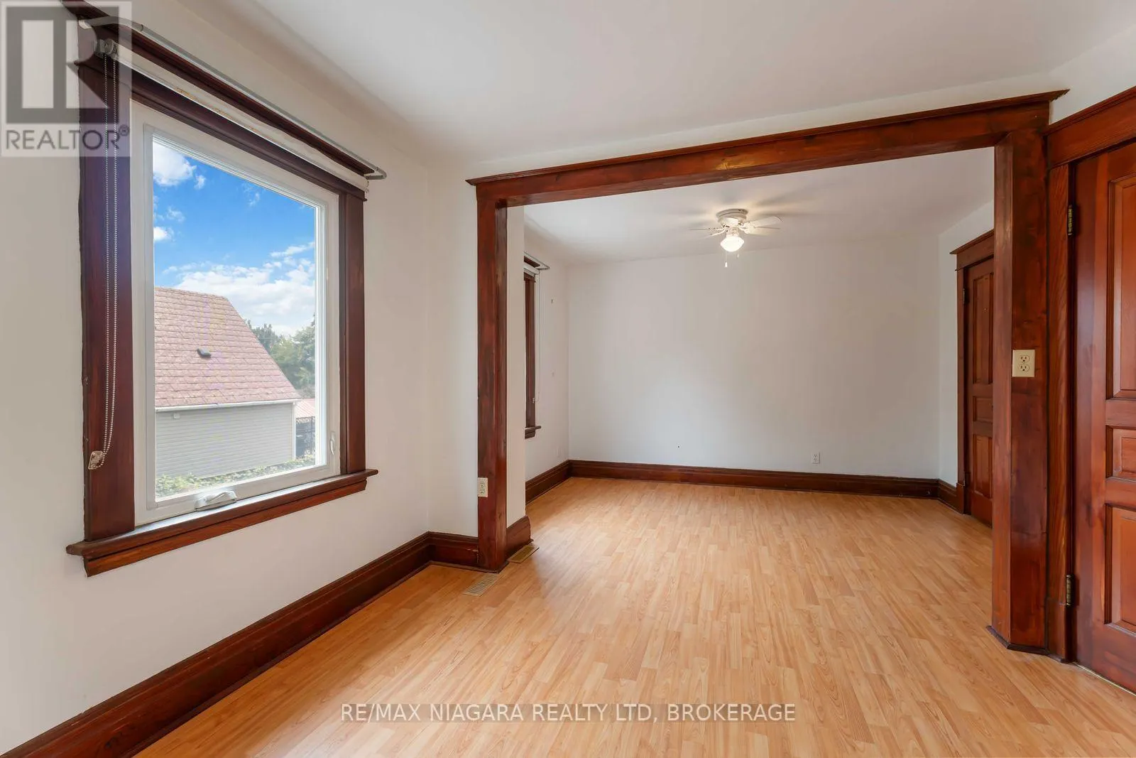 8 RUSSELL AVENUE