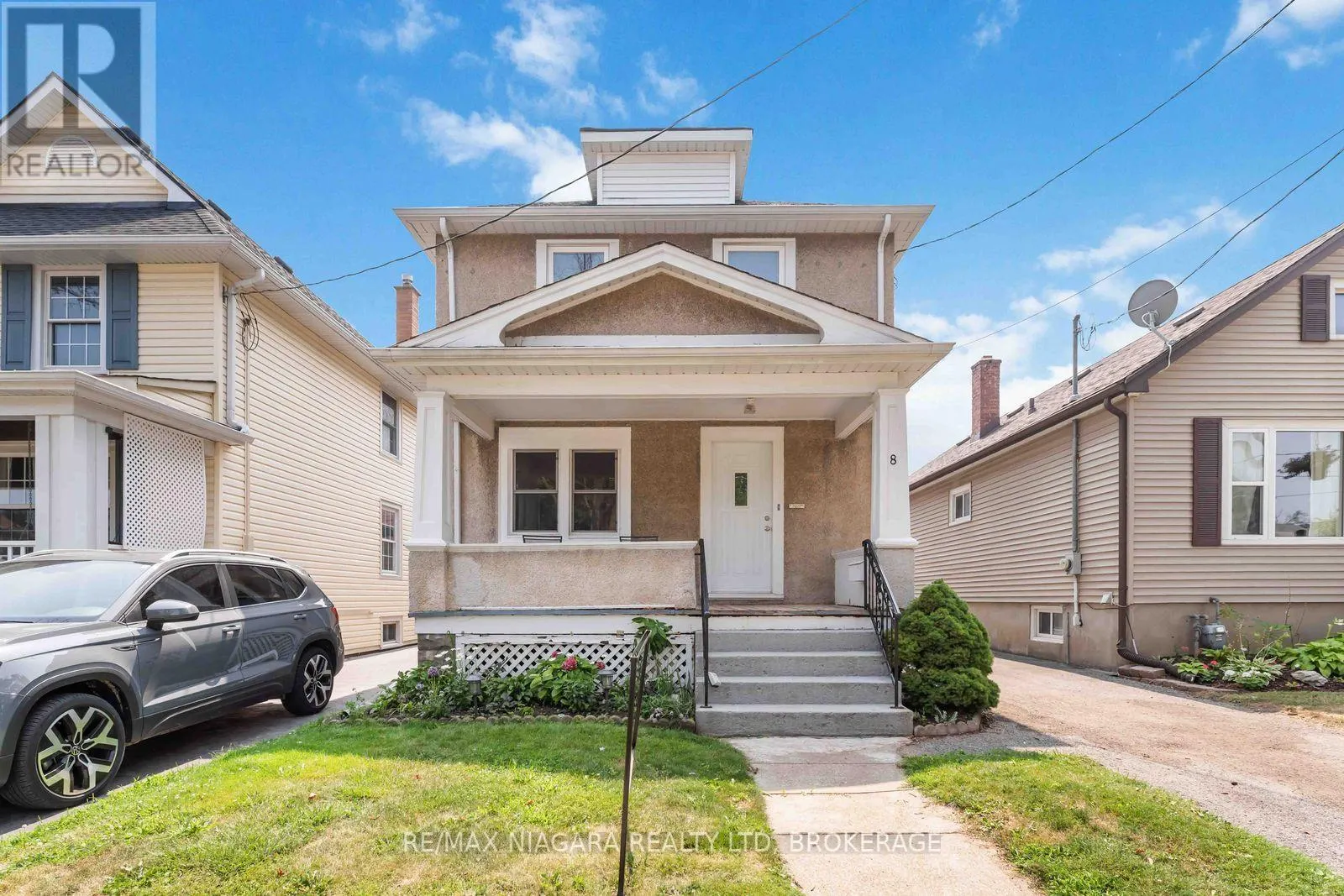 8 RUSSELL AVENUE