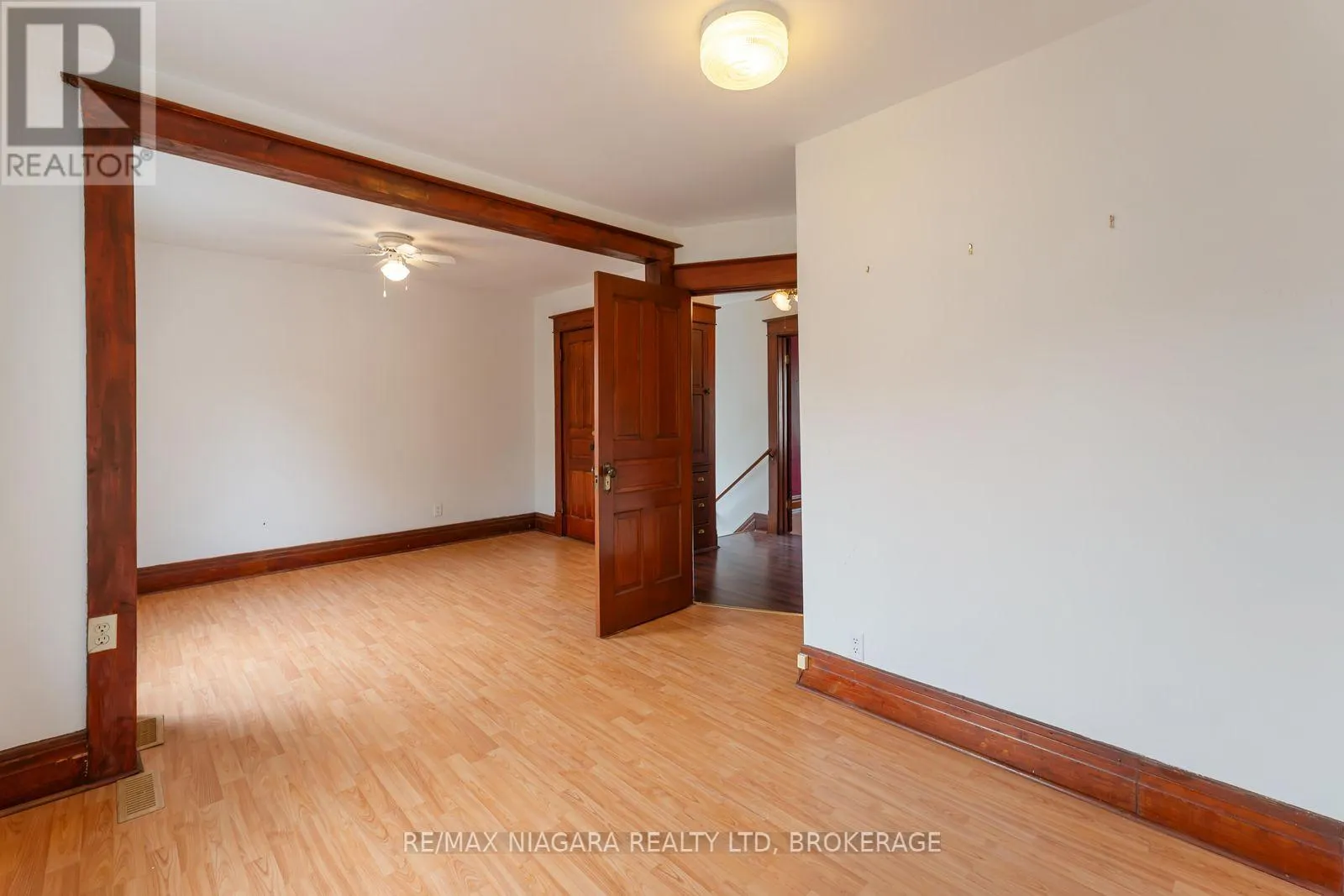 8 RUSSELL AVENUE