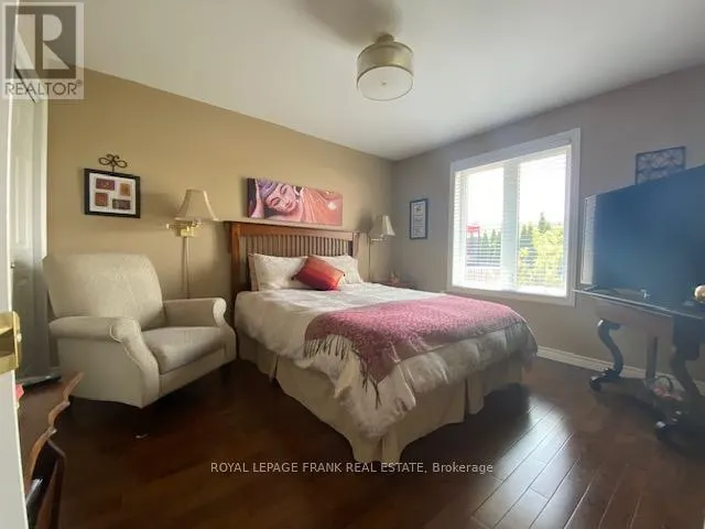 15A GROSS STREET