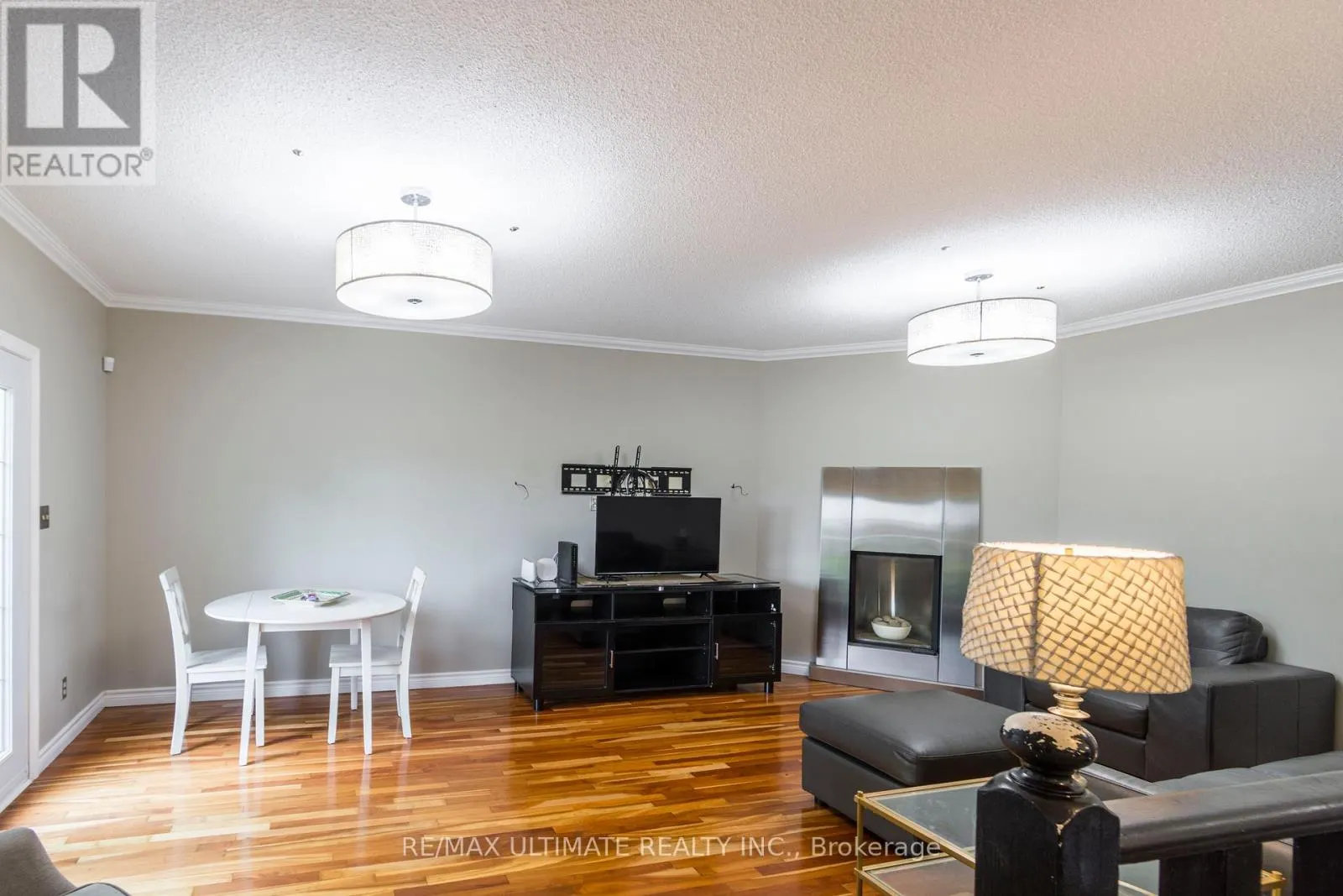 34 BRIARWOOD CRES CRESCENT