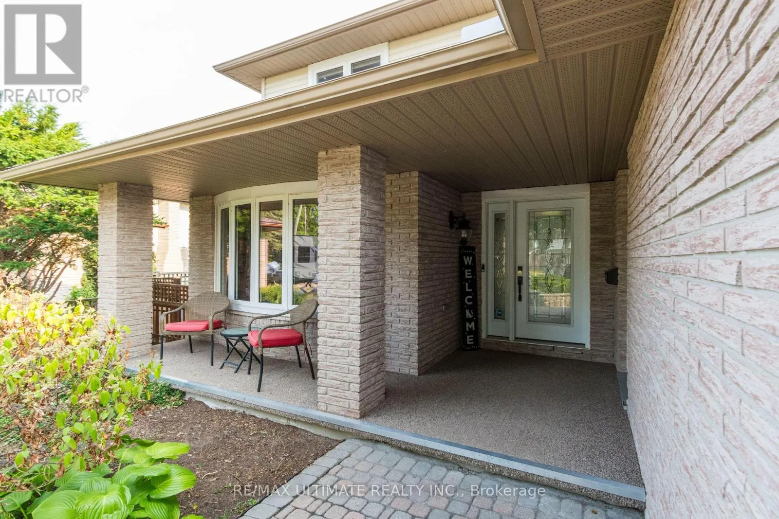 34 BRIARWOOD CRES CRESCENT