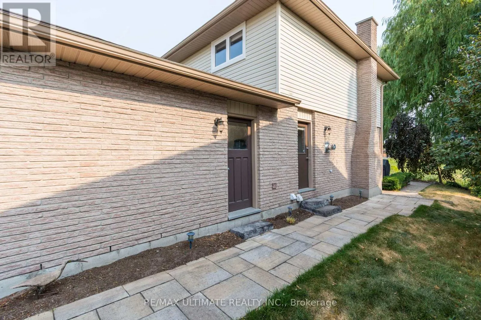 34 BRIARWOOD CRES CRESCENT
