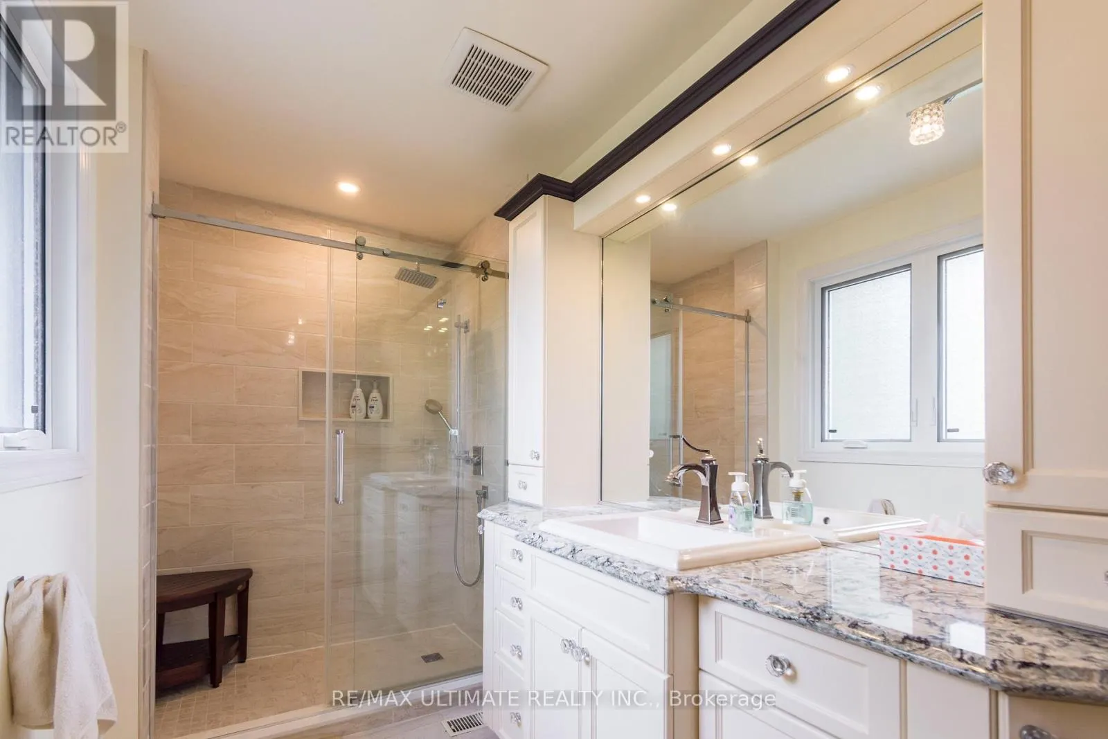 34 BRIARWOOD CRES CRESCENT