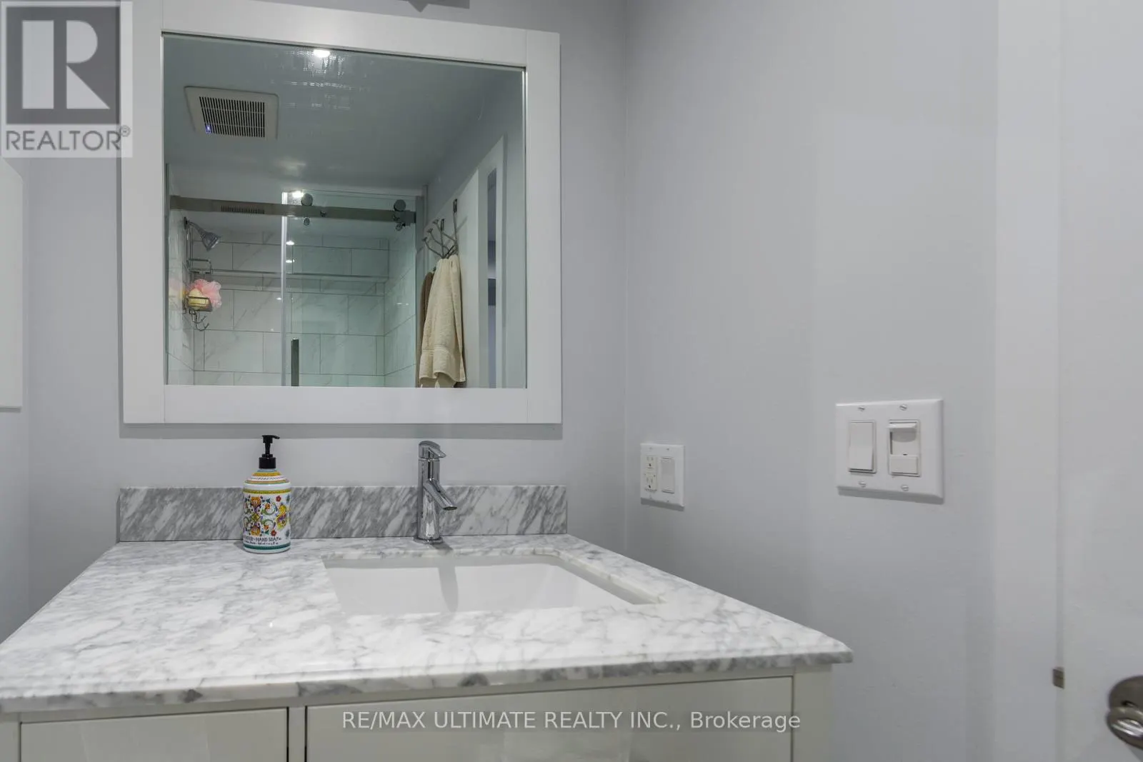 34 BRIARWOOD CRES CRESCENT
