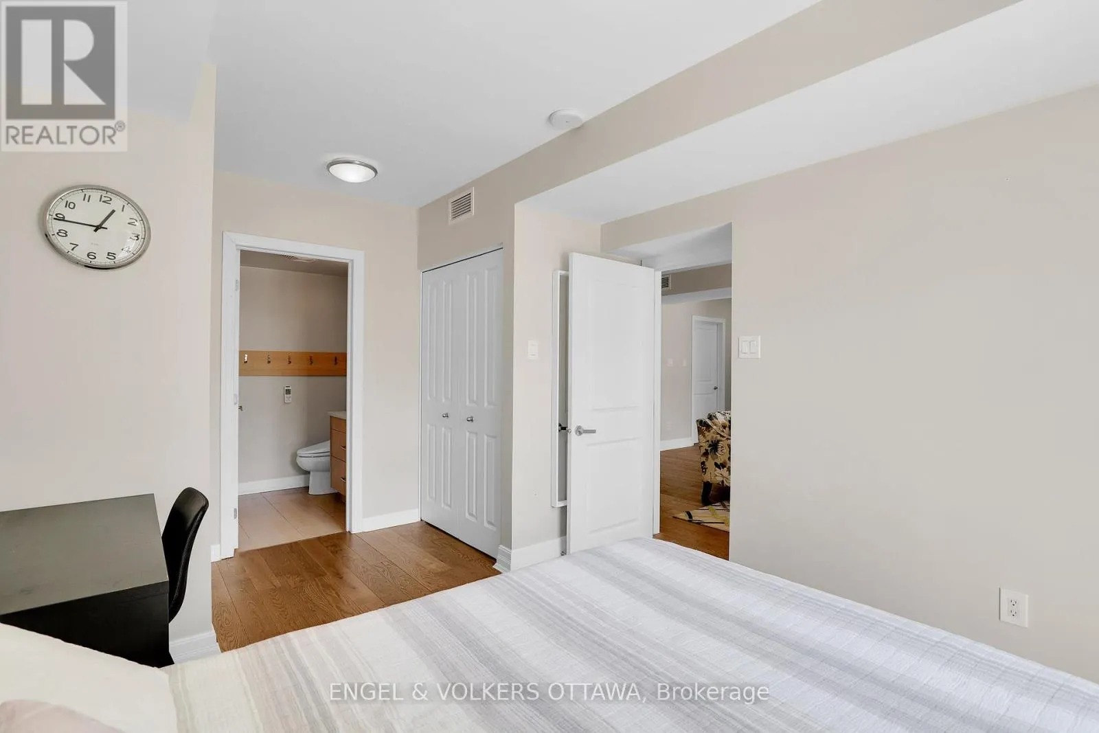 202 - 195 BESSERER STREET