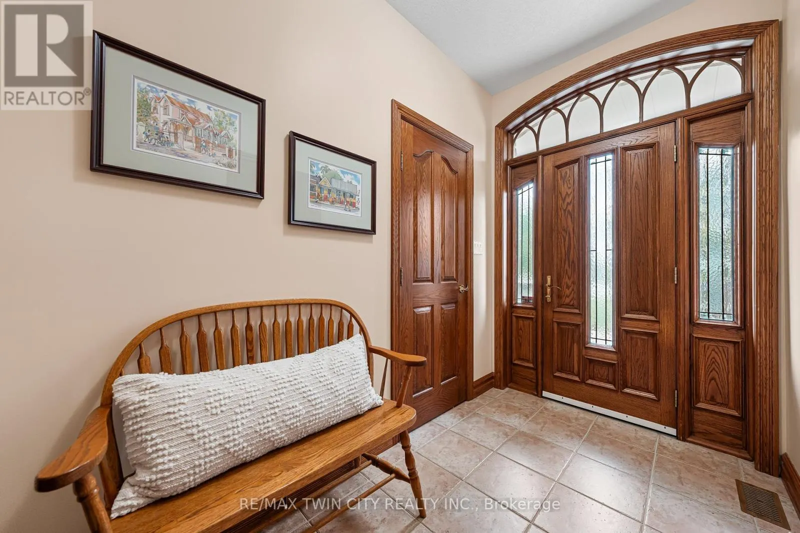 375 RIVER OAK PLACE
