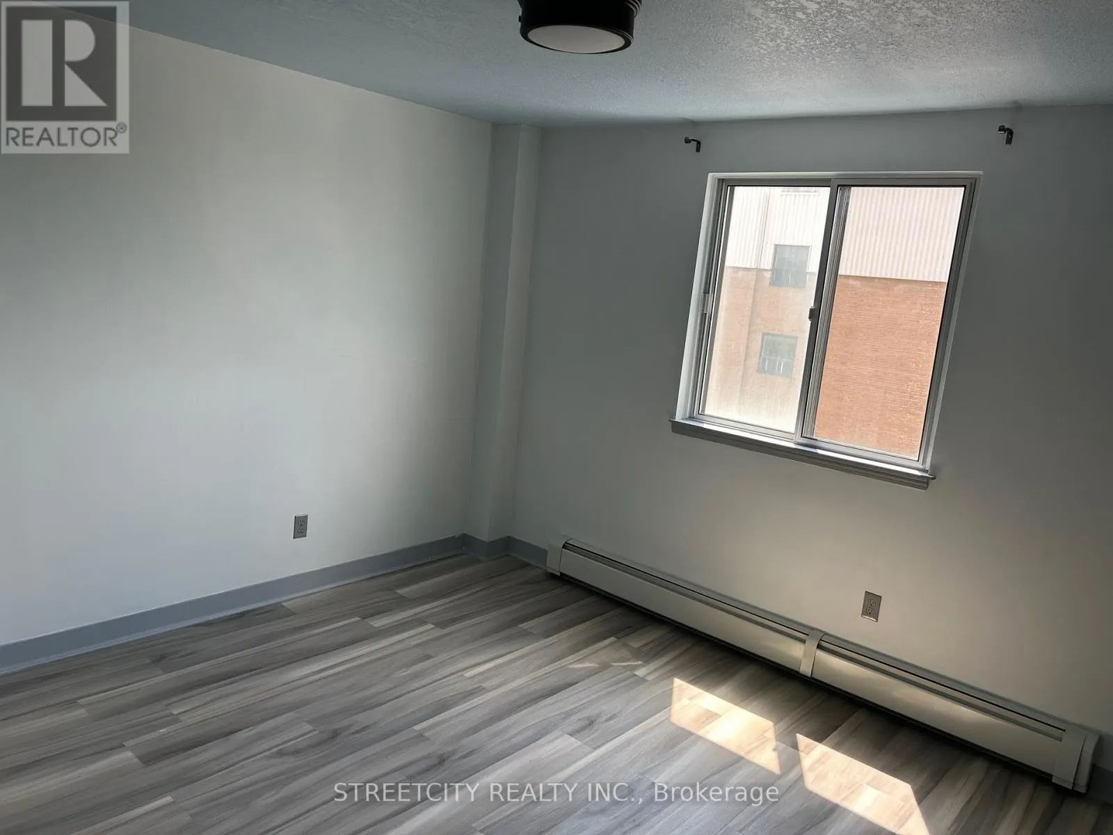 505 - 440 CENTRAL AVENUE, #505