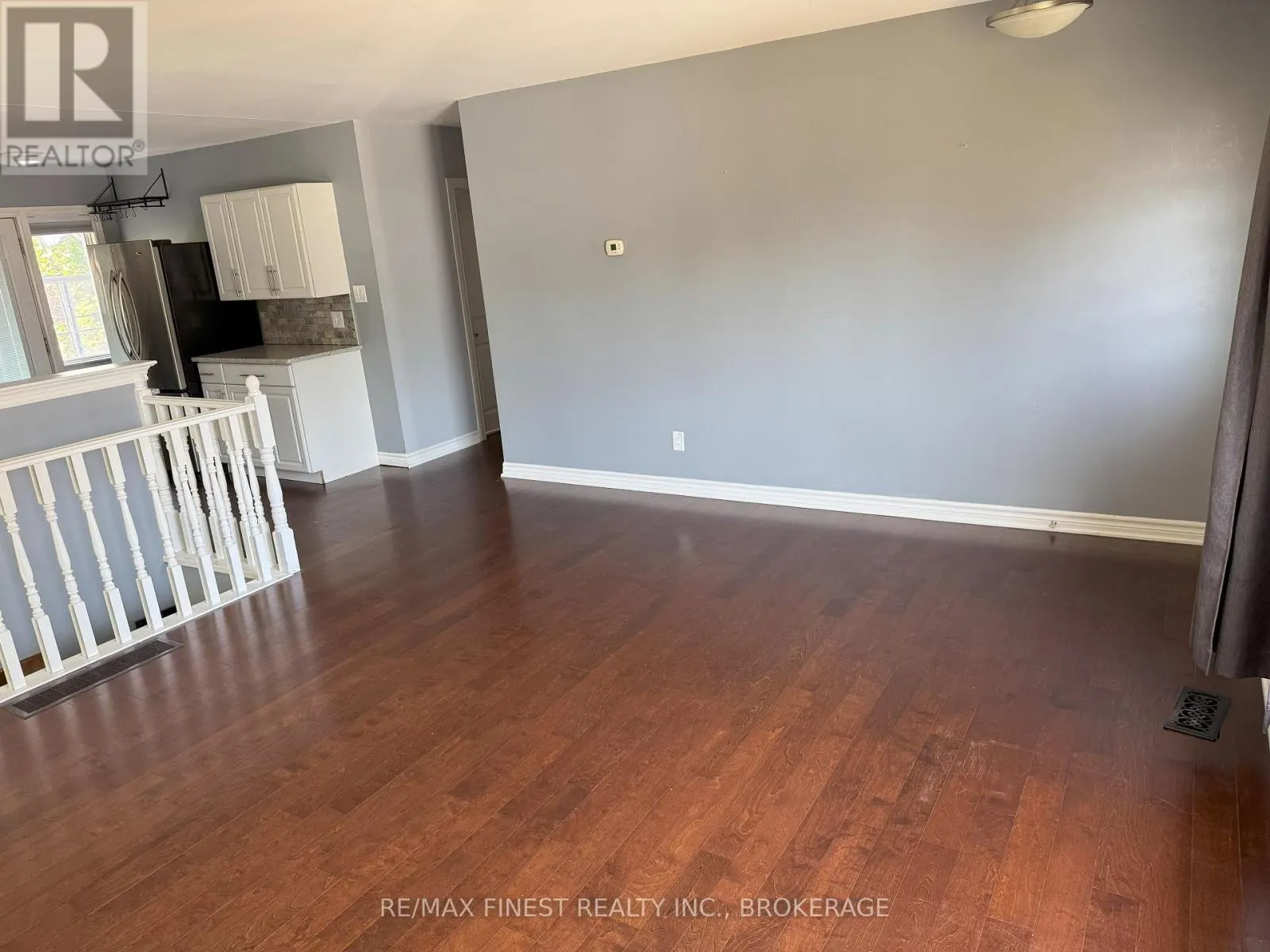 90 MORENZ CRESCENT