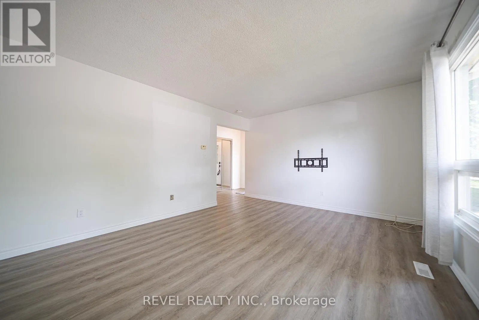 90 WHITE OWL CRESCENT