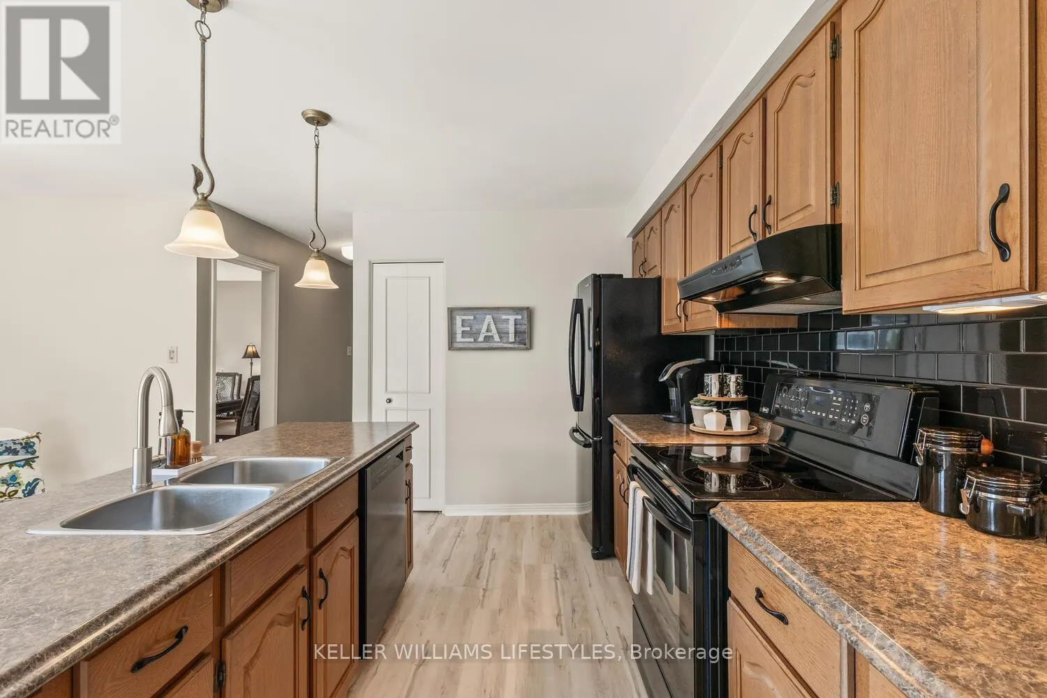 71 - 703 WINDERMERE ROAD, #71