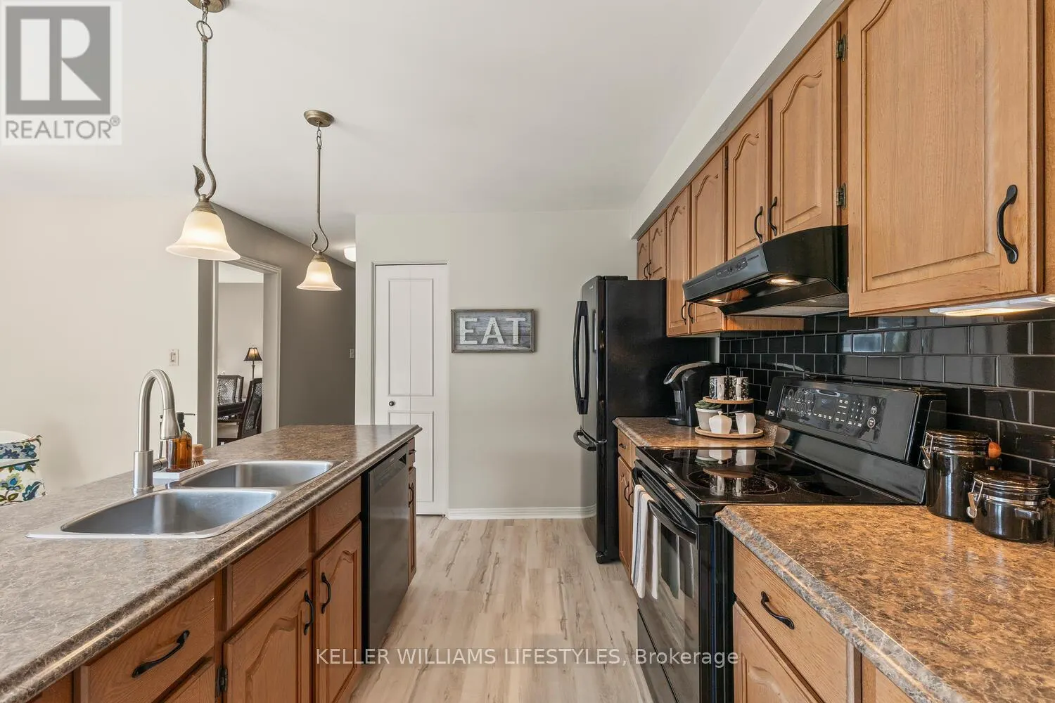 71 - 703 WINDERMERE ROAD, #71