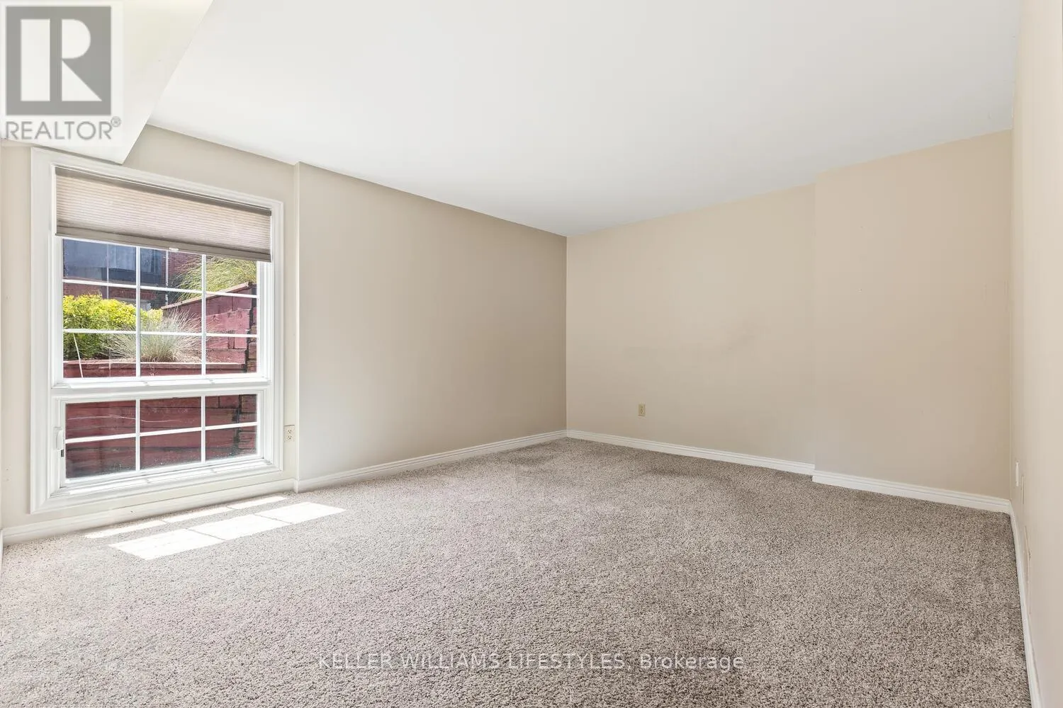 71 - 703 WINDERMERE ROAD, #71