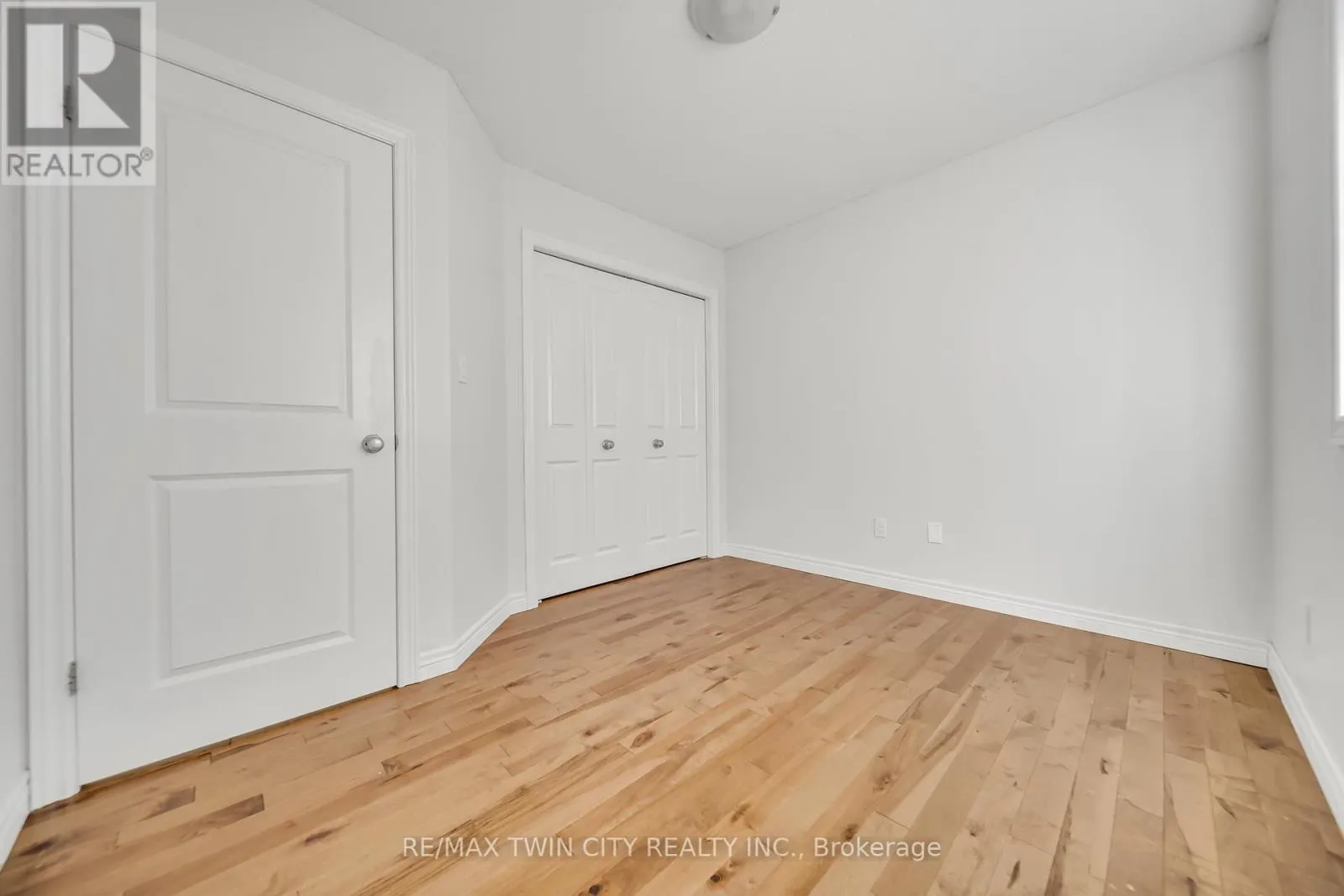 182 EDEN OAK TRAIL