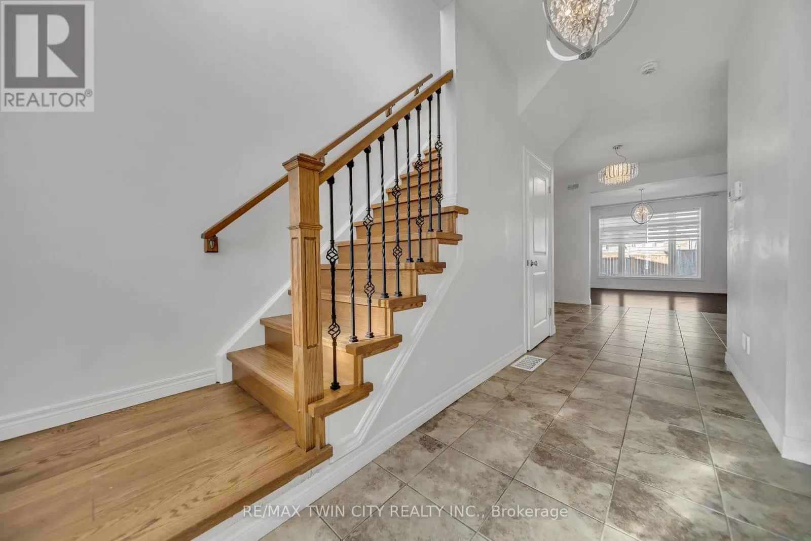 182 EDEN OAK TRAIL