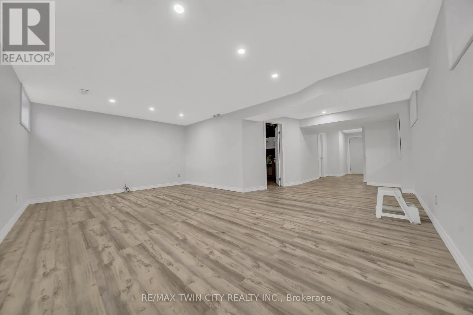 182 EDEN OAK TRAIL