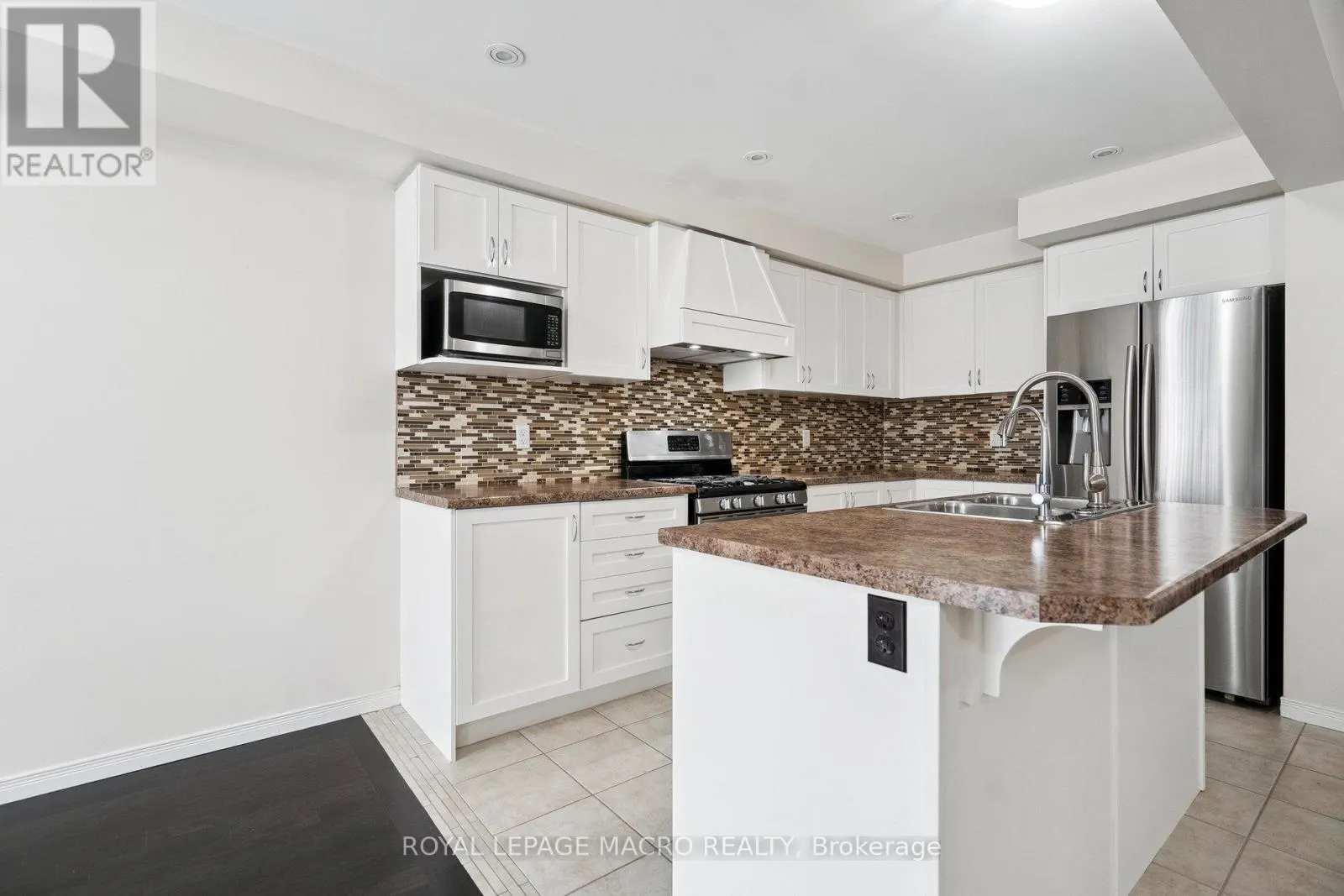 29 TRAFALGAR DRIVE