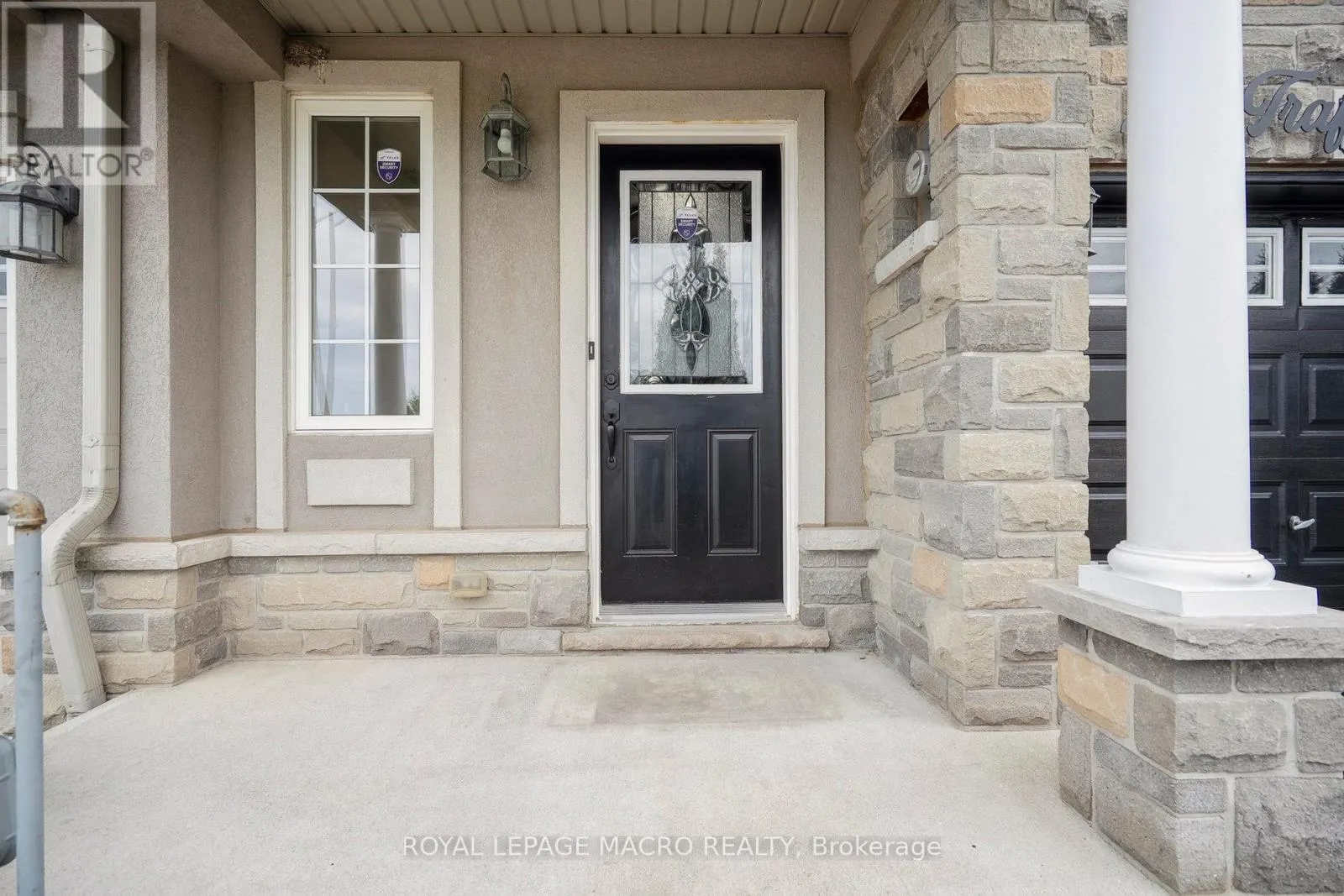 29 TRAFALGAR DRIVE