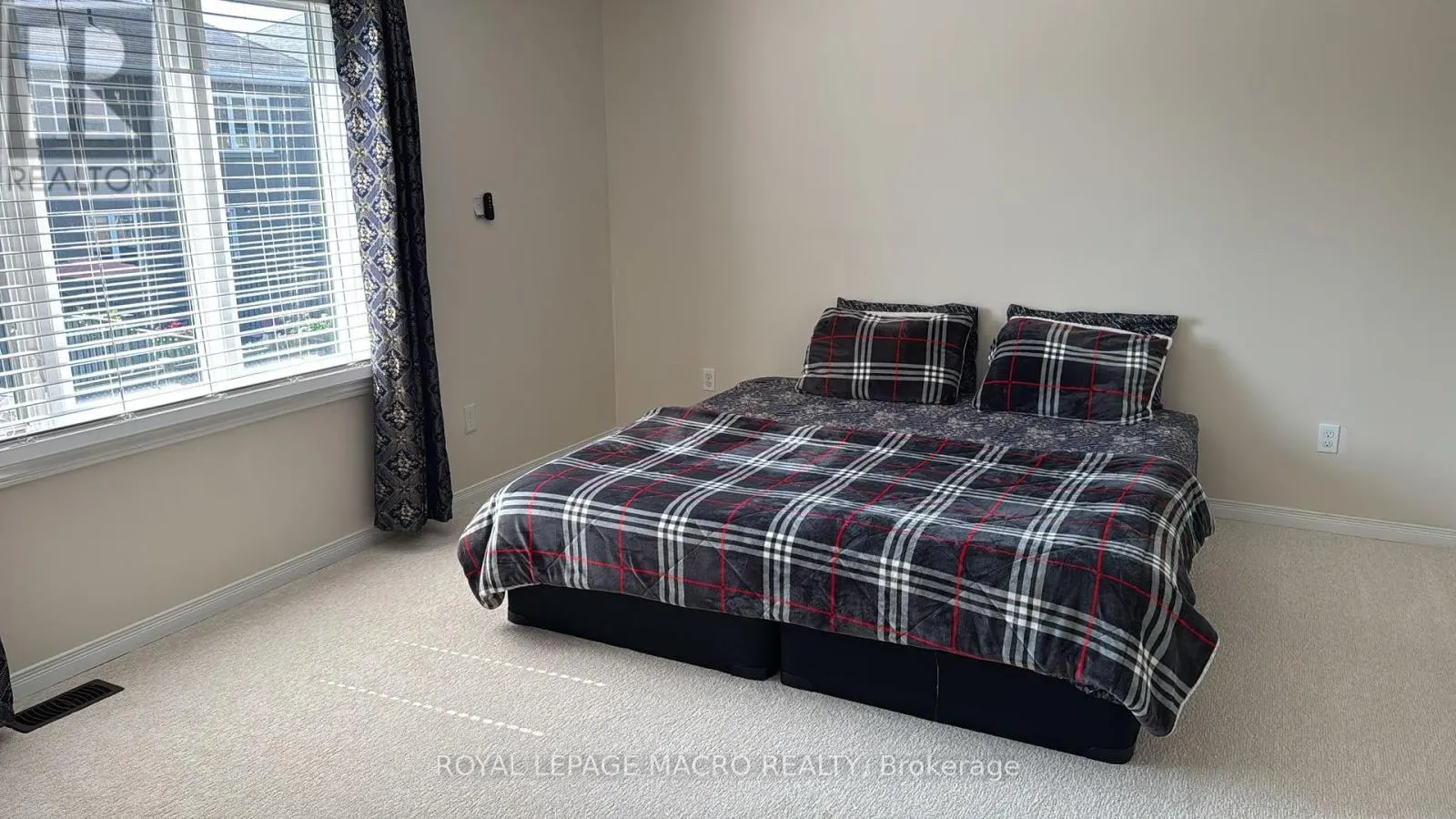 29 TRAFALGAR DRIVE