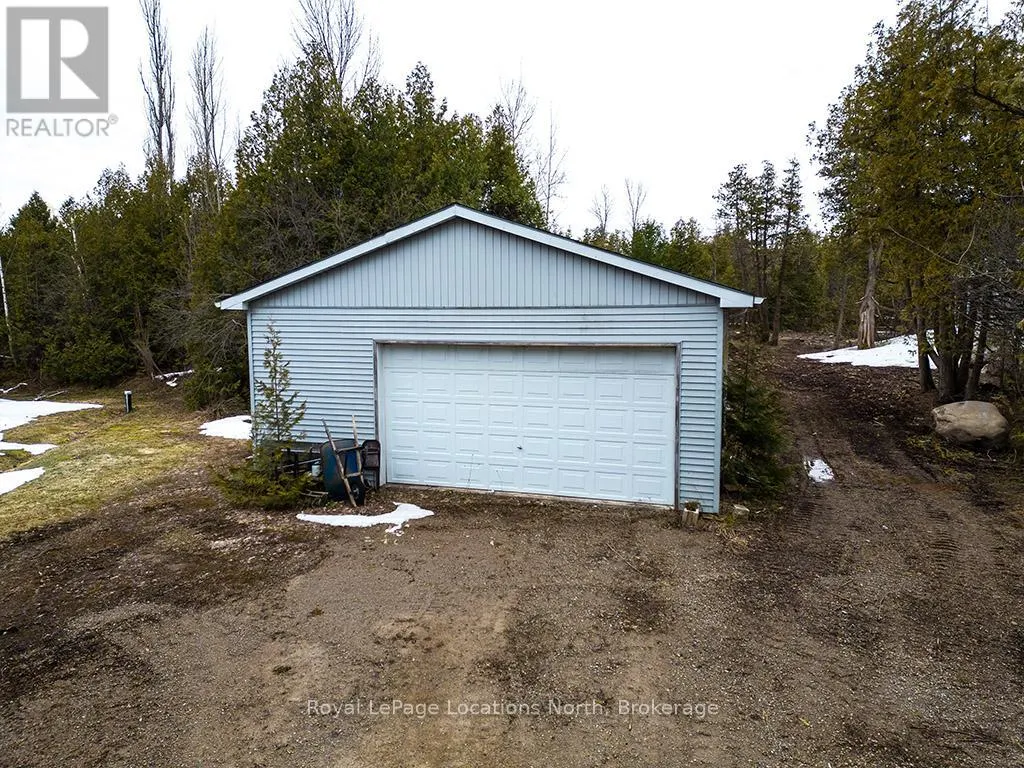 236 LAKESHORE ROAD S