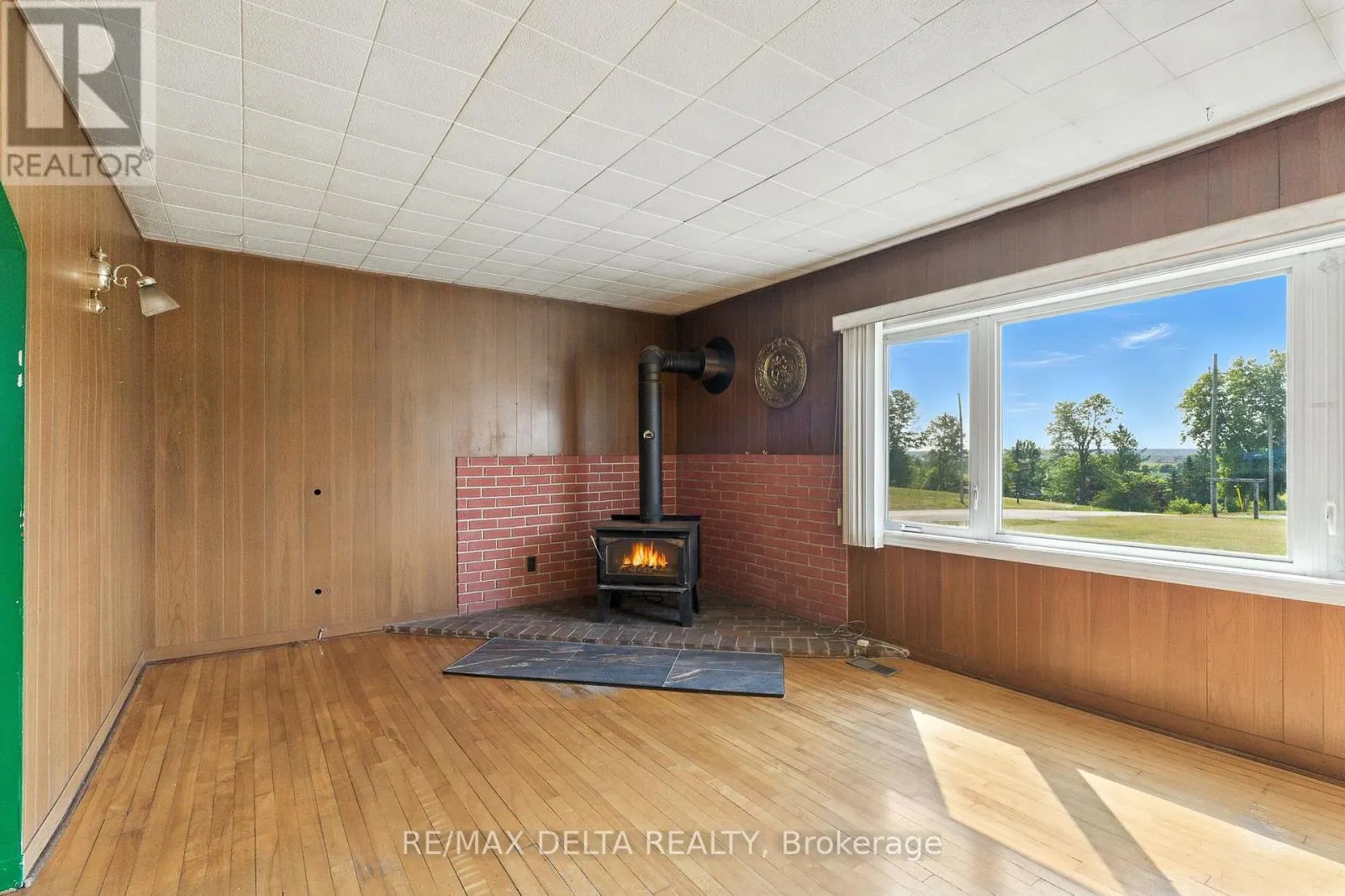 3560 DROUIN ROAD